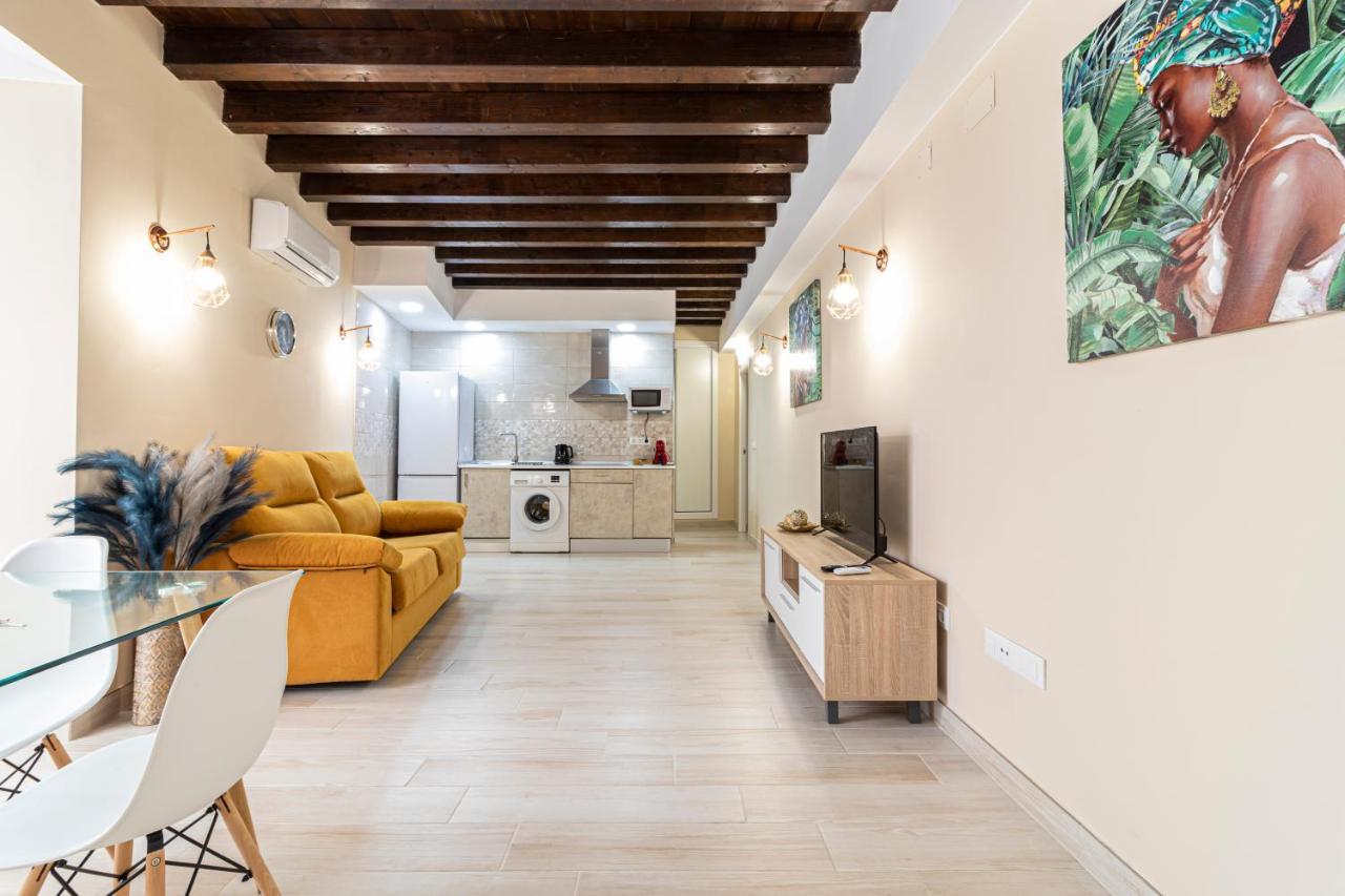 Allo Apartments Plateros Centro Jacuzzi Comunitario Jerez de la Frontera Esterno foto