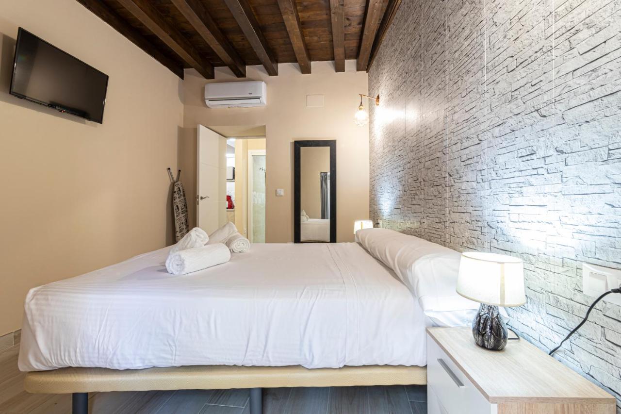 Allo Apartments Plateros Centro Jacuzzi Comunitario Jerez de la Frontera Esterno foto