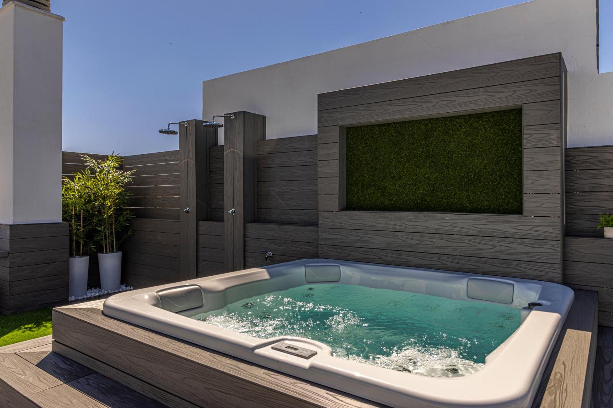 Allo Apartments Plateros Centro Jacuzzi Comunitario Jerez de la Frontera Esterno foto